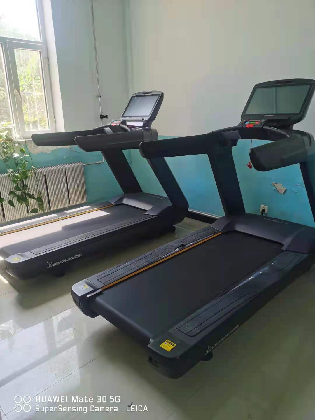 91香蕉污在线观看上跑步 VS 在户外跑步哪个最好